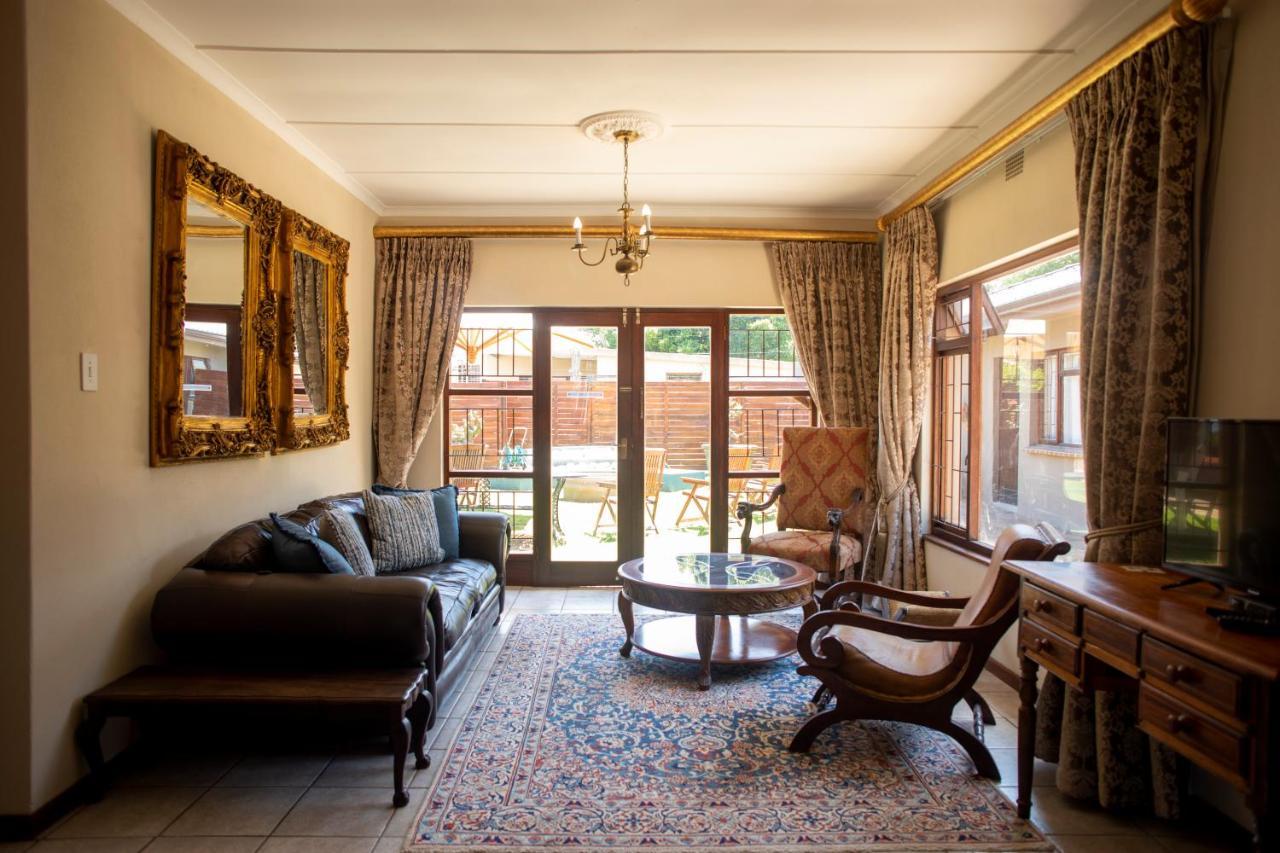 Antiqua Guest House George Exterior foto