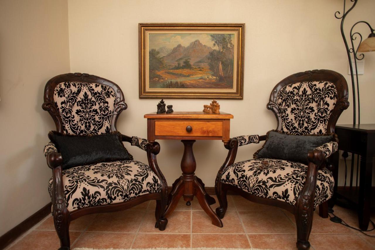 Antiqua Guest House George Exterior foto