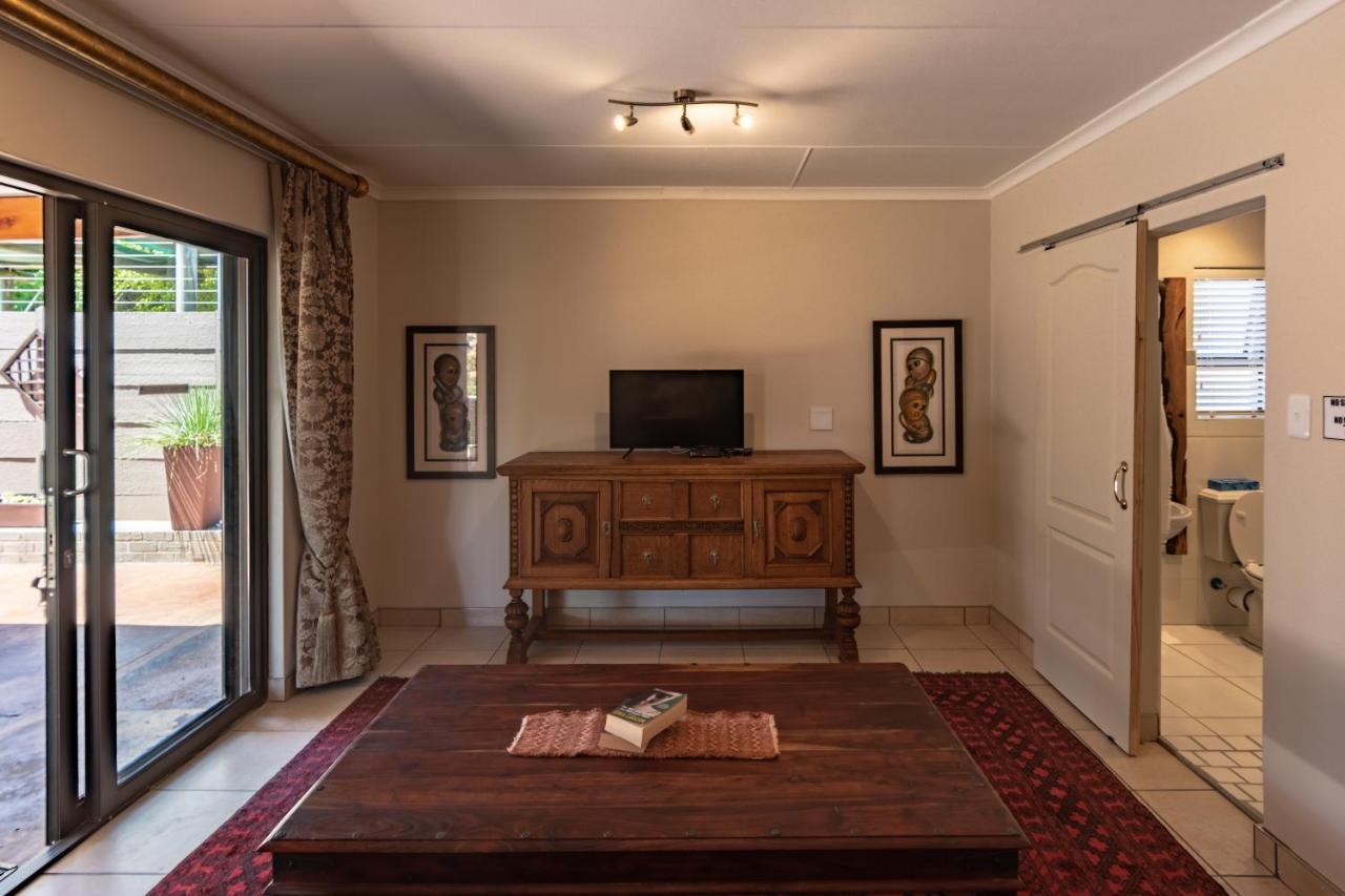 Antiqua Guest House George Exterior foto