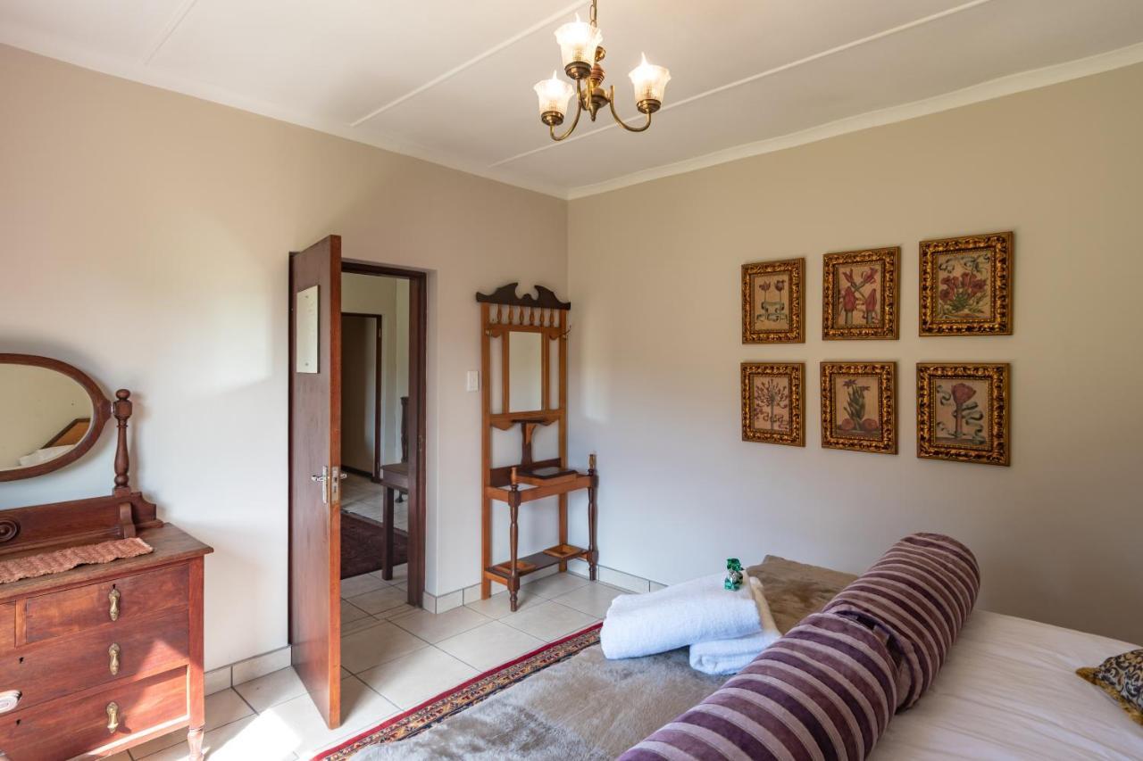 Antiqua Guest House George Exterior foto