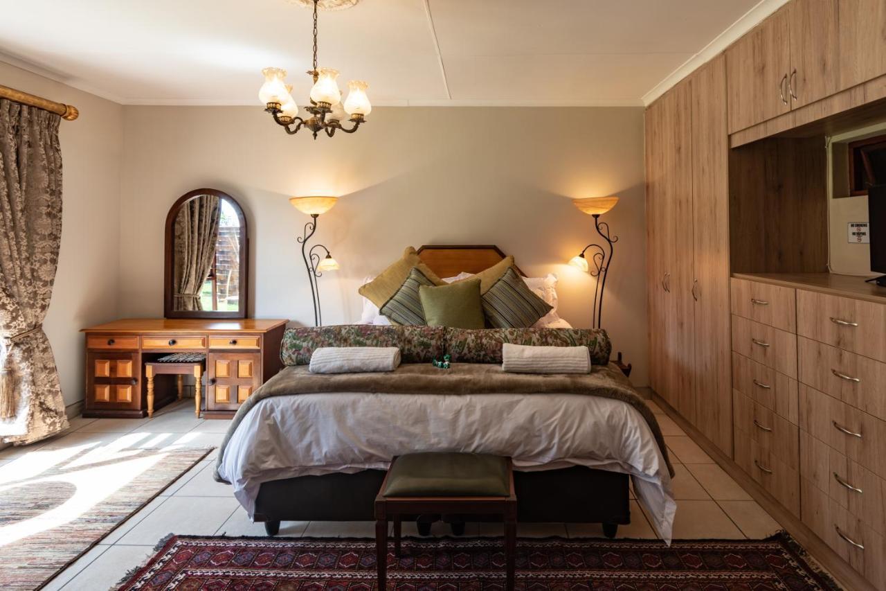 Antiqua Guest House George Exterior foto