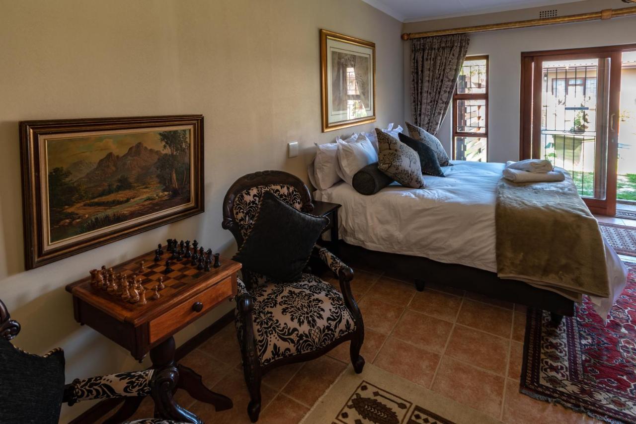 Antiqua Guest House George Exterior foto