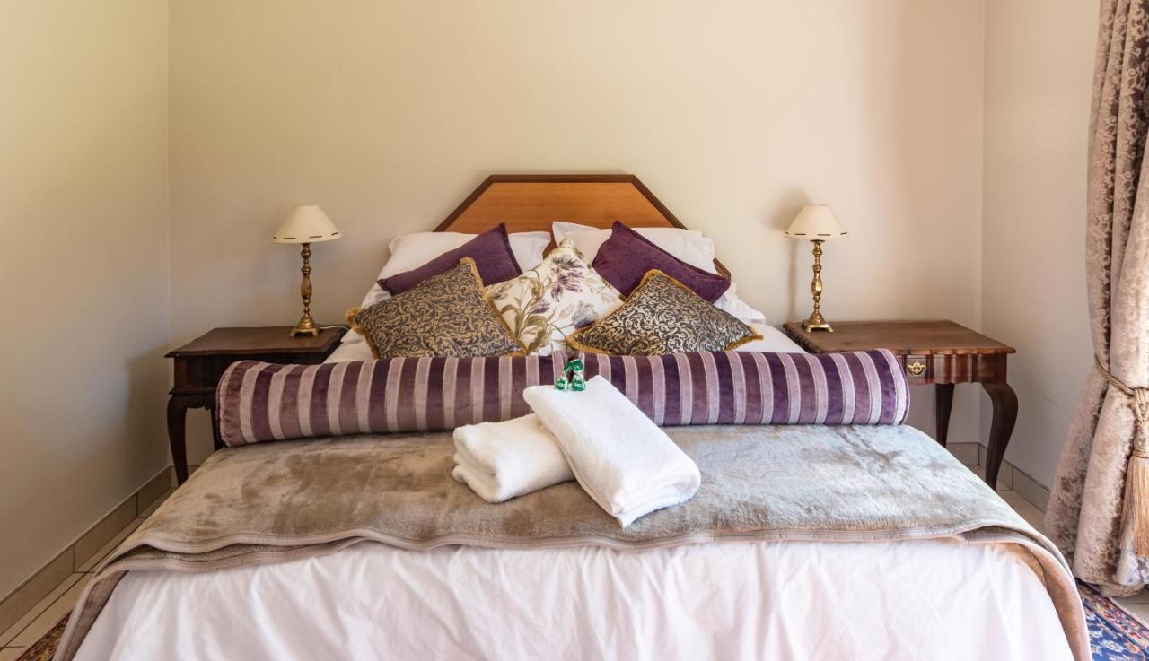 Antiqua Guest House George Exterior foto